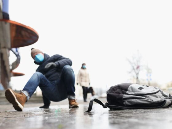 5 Tips for Avoiding Winter Weather Injuries